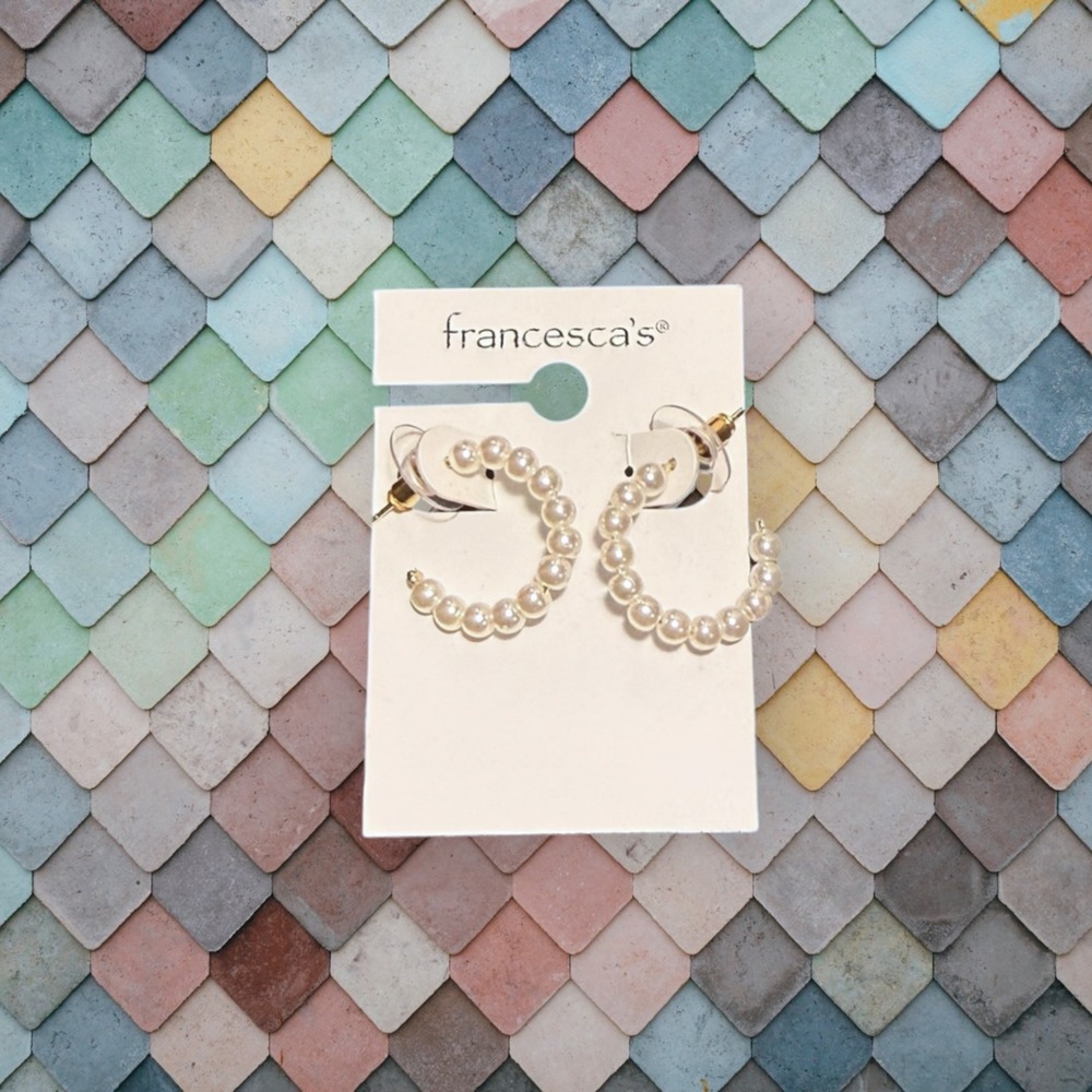 NWT Francesca's Pearl Hoop Earrings Gold Tone